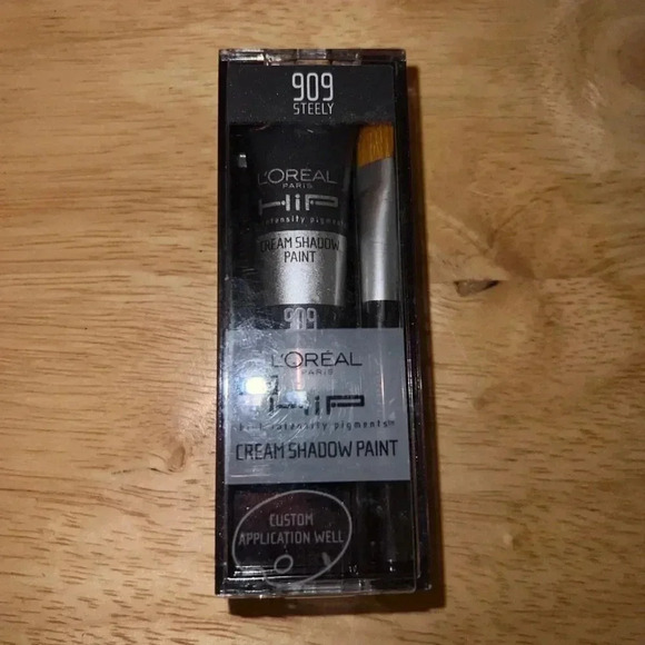 L'Oreal Other - HIP by Loreal eyeshadow cream paint 909 "Steely"